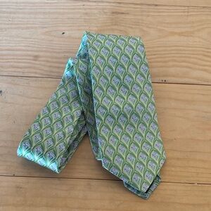 NWT Valentino Green and‎ Purple Floral Tie